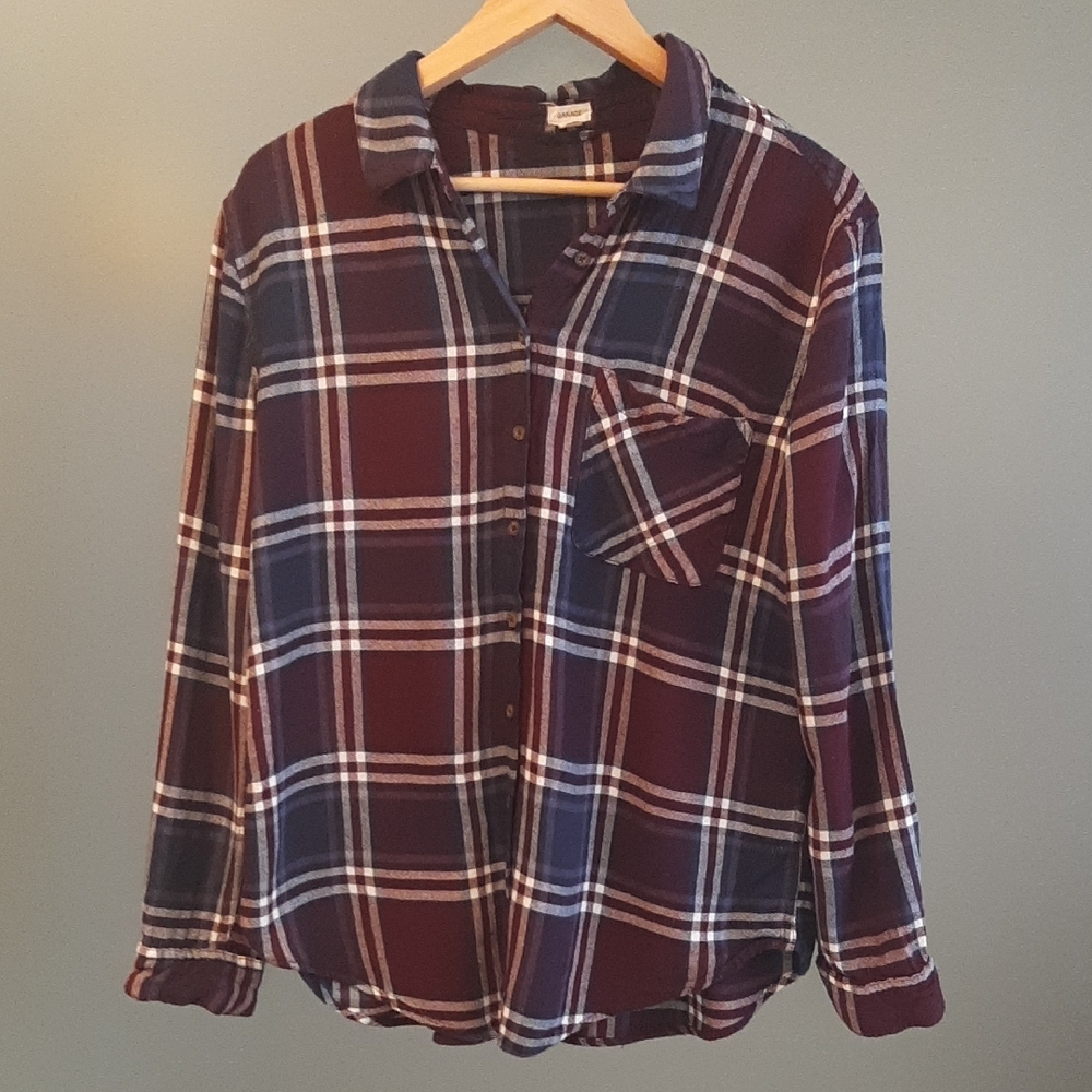 Garage flannel plaid shirt size L